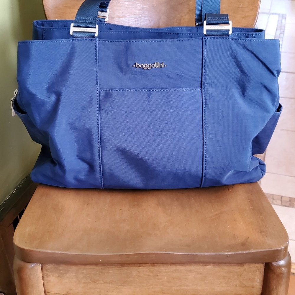 Baggallini Tote Bag (Blue)